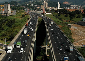 Rodovia Castelo Branco em São Roque